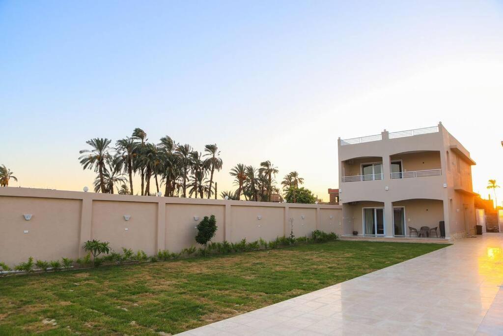 Royal Nile Villa - Nile View Apartment 1 Луксор Екстер'єр фото